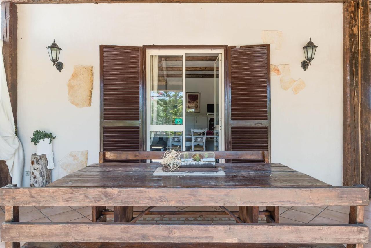 Il Trullo Di Martino Villa Ostuni Luaran gambar