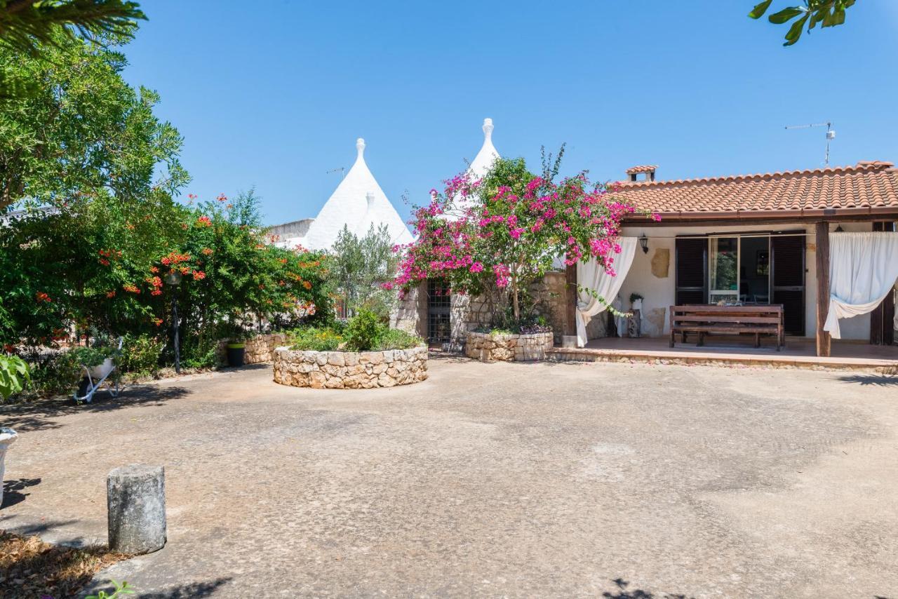 Il Trullo Di Martino Villa Ostuni Luaran gambar