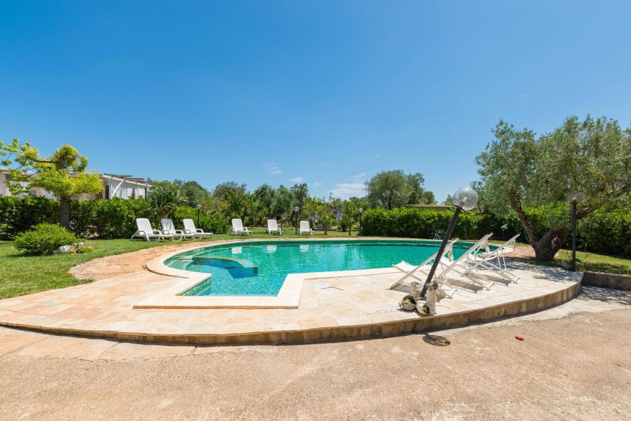 Il Trullo Di Martino Villa Ostuni Luaran gambar