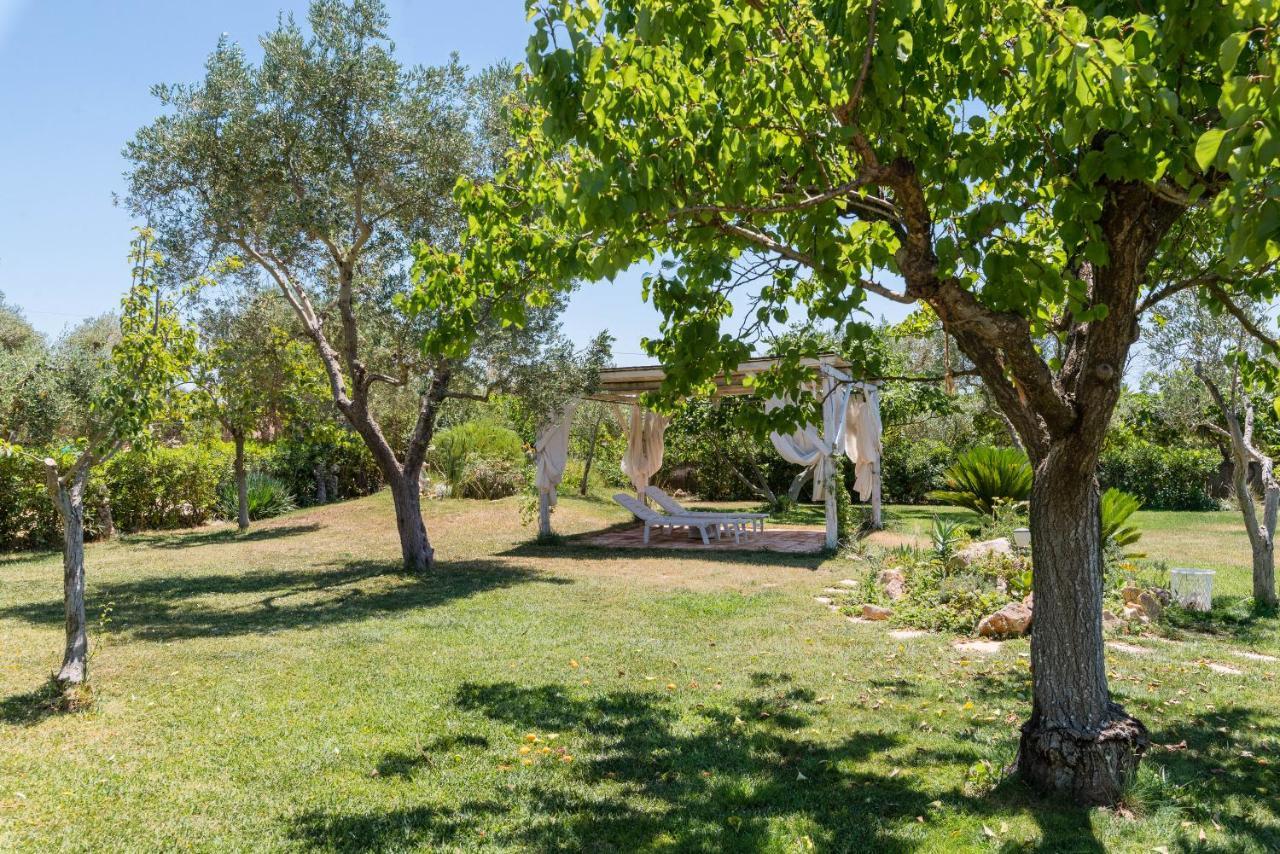 Il Trullo Di Martino Villa Ostuni Luaran gambar